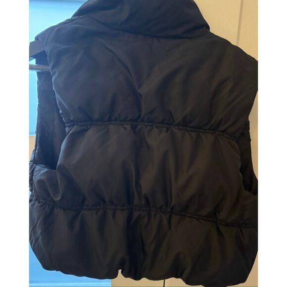 H&M Kids Padded Gilet Quilted Sleeveless Full Zip Puffer Vest Black Size 8-10 - Picture 3 of 8